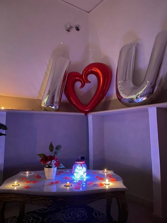 A Cas E Vicenz Bed & Breakfast เนเปิลส์ ภายนอก รูปภาพ
