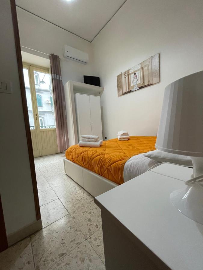 A Cas E Vicenz Bed & Breakfast เนเปิลส์ ห้อง รูปภาพ
