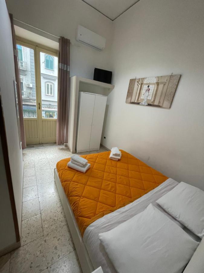 A Cas E Vicenz Bed & Breakfast เนเปิลส์ ภายนอก รูปภาพ