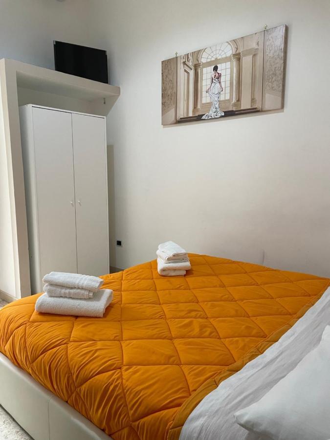 A Cas E Vicenz Bed & Breakfast เนเปิลส์ ภายนอก รูปภาพ