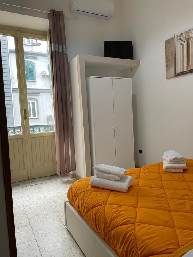 A Cas E Vicenz Bed & Breakfast เนเปิลส์ ภายนอก รูปภาพ