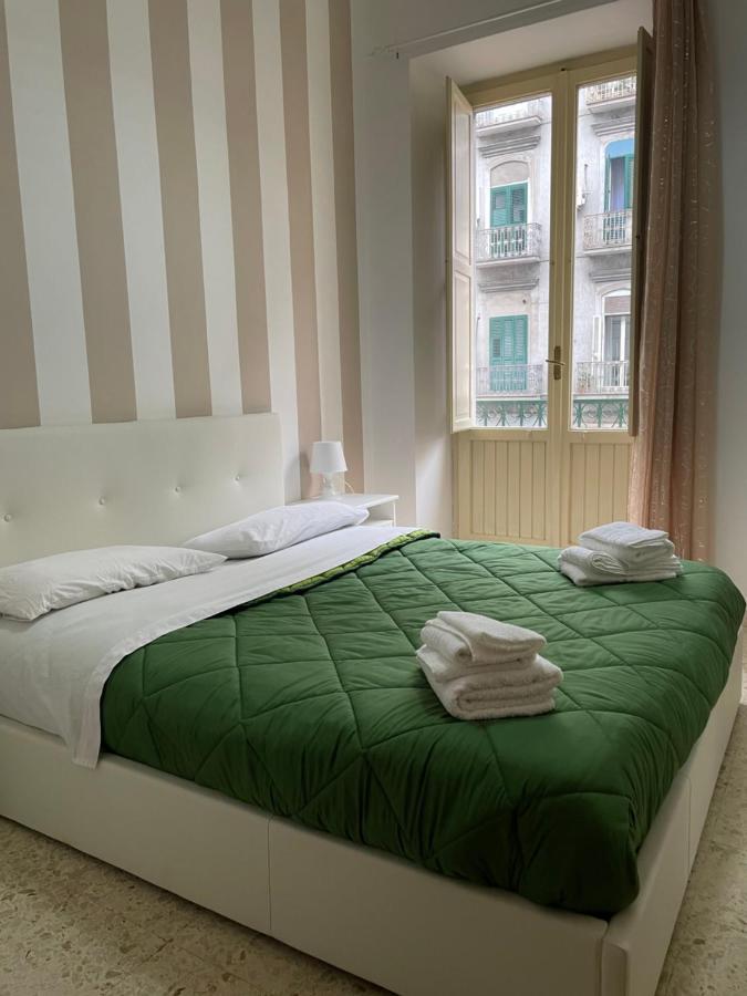 A Cas E Vicenz Bed & Breakfast เนเปิลส์ ภายนอก รูปภาพ